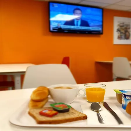 酒店 东南锡艾瑟普瑞米尔经典酒店 埃塞·莱斯·南锡